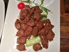 -云海肴·汽锅鸡·云南菜(天山百盛优客店)