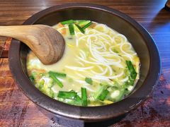 -良米山·云南野生菌过桥米线(上海首店)