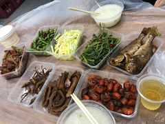 卤虾子-蓝精灵饺子店