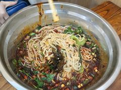 -王菊美食街·王菊面馆(总店)