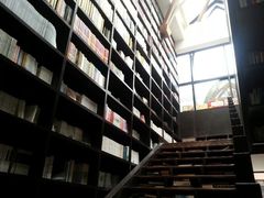 android_upload_pic-钟书阁(松江泰晤士小镇店)