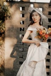 点击看大图 -GRACE KELLY婚纱与礼服(北京店)