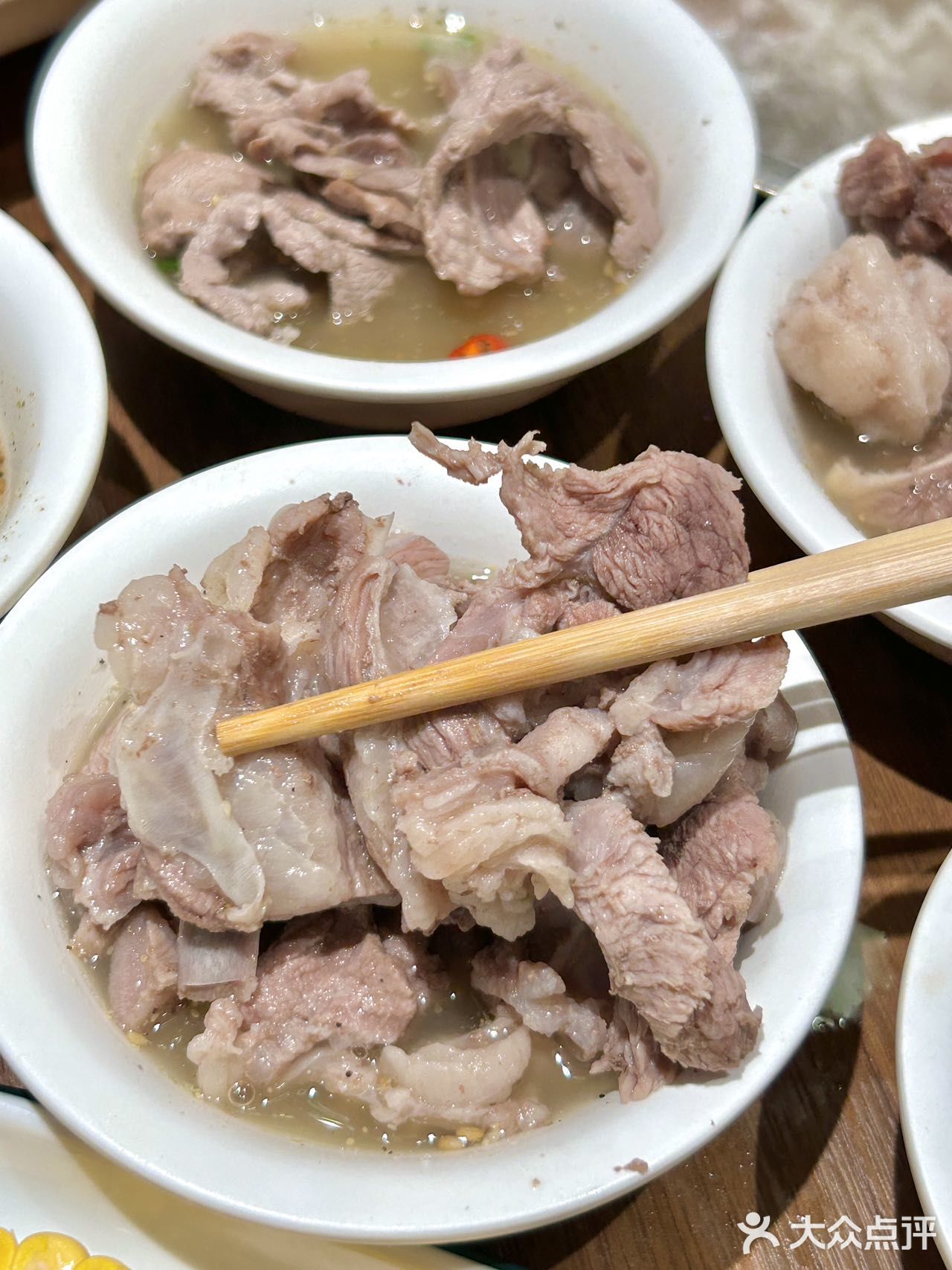 🥩好羊肉清水煮，美味尽在 313 羊庄！✨
