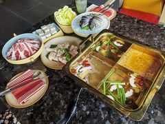 -雾山韩式烤肉·海南糟粕&椰子鸡火锅·海景餐厅(三亚绿发山海天JW万豪酒店)