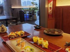-俊屋料理·烧鸟·寿司·日泰融合菜(星际云汇店)