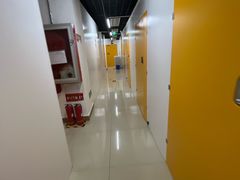 -安东易迷你自助仓储寄存仓库(草桥店)