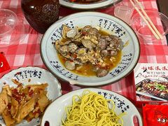 -小球滚滚湘菜馆·烤鱼·口味虾(太平街店)