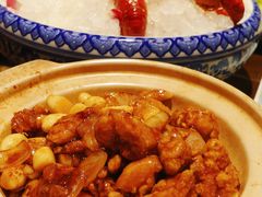 台式石锅三杯鸡-环球港凯悦 · 享悦中餐厅