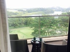 -深圳隐秀山居酒店