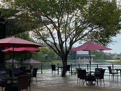 -上海怡沁园度假酒店