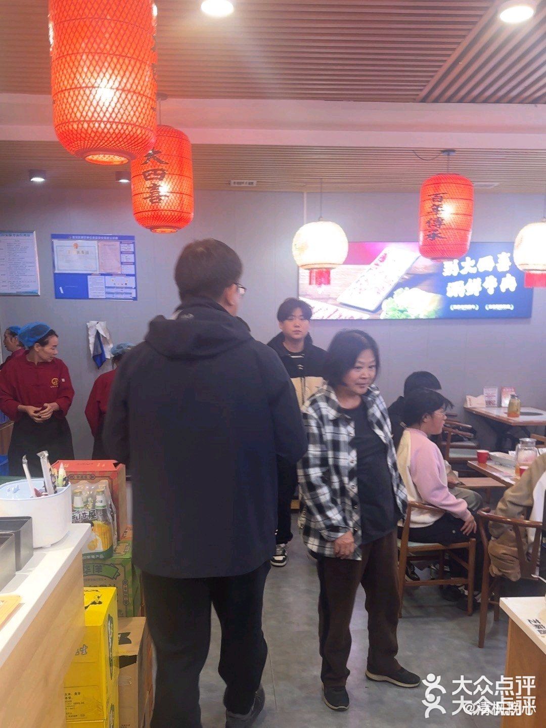 洛阳大学城便宜好吃的潮汕牛肉火锅。人均40r