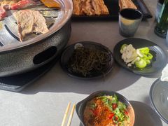 -啊美丽炭火烤肉(滑翔一店)