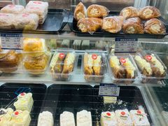-白玉兰食品(中山公园龙之梦店)