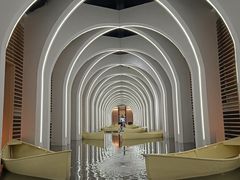 -涨巢·潮玩水疗局