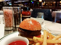 -Wolfgang’s Steakhouse 沃夫冈牛排馆(上海白玉兰广场店)