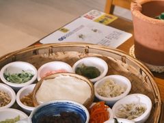 -包整·丝娃娃(一览甲秀楼风景店)