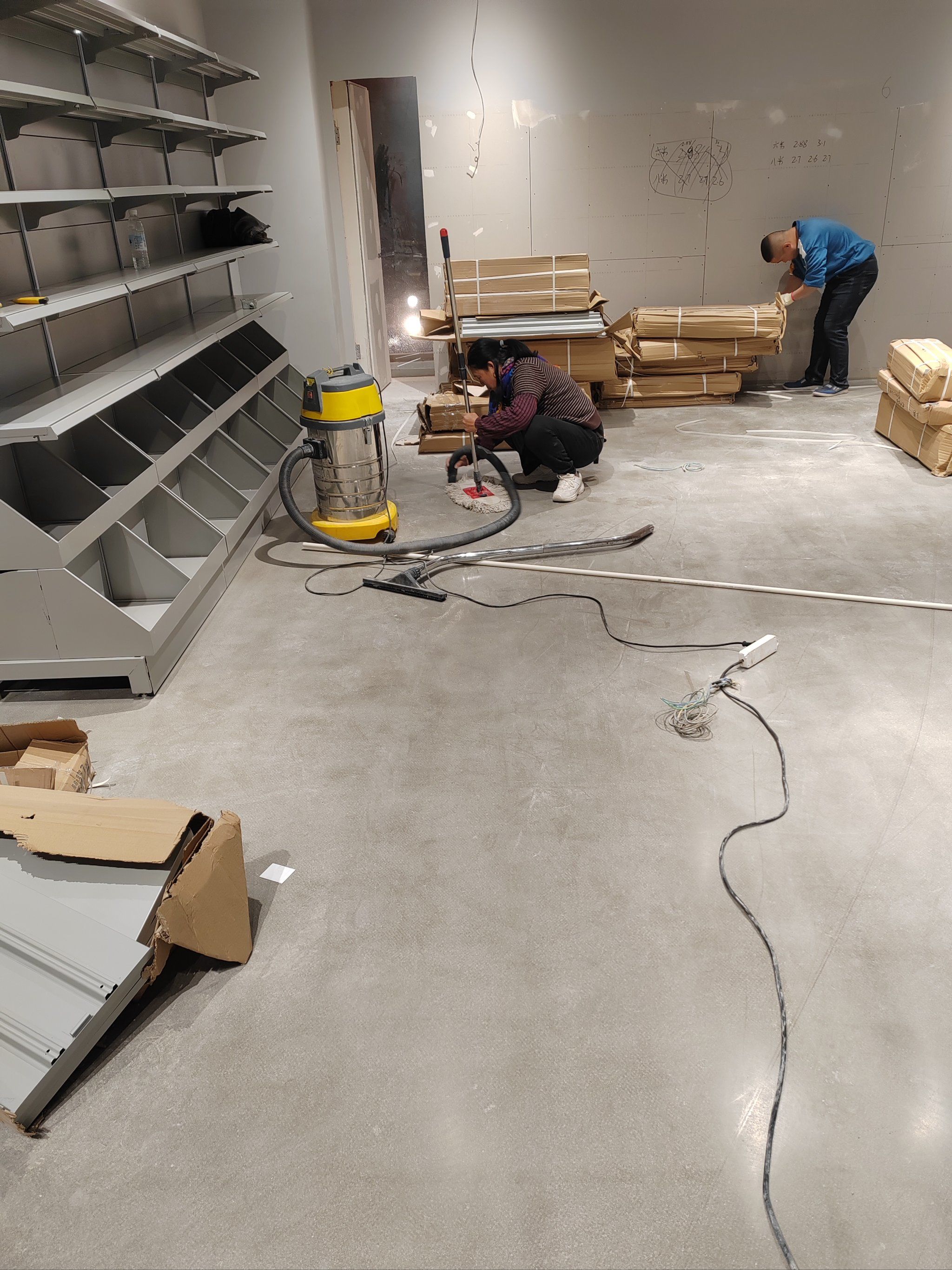 800平商场开荒保洁,完美验收