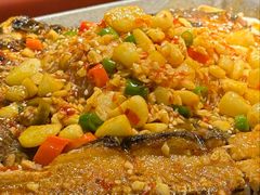 -辣尚瘾·烤鱼·新川菜(交大直营店)