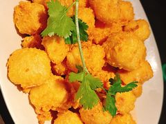 -大头虾越式风味餐厅(光明广场店)