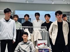 -枫叶小镇奥特莱斯