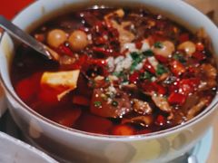 -渝信川菜 · 川味家常菜(财富购物中心店)