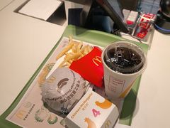 -麦当劳(轻轨曹杨路店)