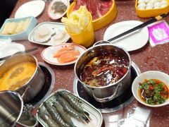 -四囍码头海鲜烧烤自助火锅(外滩南京东路悦荟广场店)