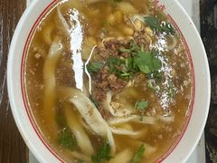 -雷哥烧烤(丰储街店)
