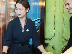 -爱玲EILEEN(环球金融中心店)