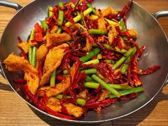 黔味宫爆松板肉-山野板扎·云贵川Bistro(上海首店)