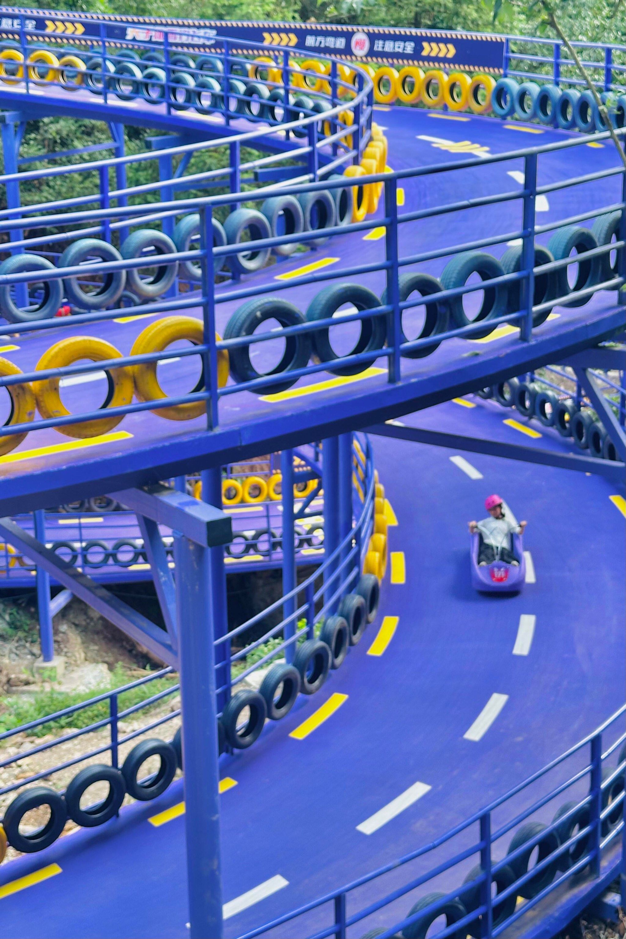 震惊7515国内最高的空中玻璃漂流竟然在杭州7515