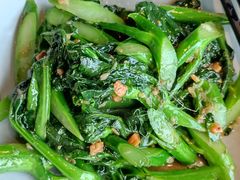 -大头虾越式风味餐厅(光明广场店)