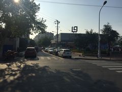 -利群海琴购物广场(商丘路店)