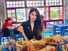 -马路边边麻辣烫(世纪金源店)