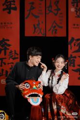 -喜爱高定婚纱摄影