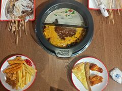 -言玖鲜火锅串串披萨自助(益田假日店)