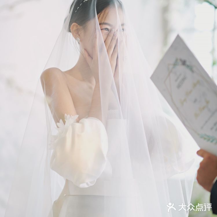 超有💍仪式感的室内🌟婚纱照～