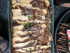 -草家酱蟹炭火烤肉店(珲春南路一店)