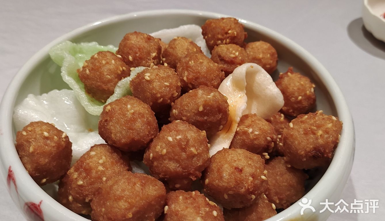 透露着浓浓老北京气息的烤鸭店