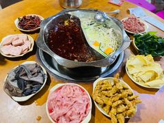 -储奇门鳝鱼火锅(总店)