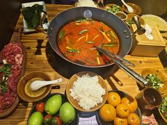 -贵府酸汤牛肉火锅·贵州老字号(飞山街店)