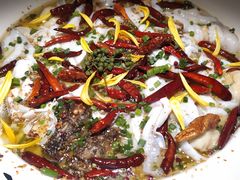 老坛酸菜鲈鱼-江渔儿酸菜鱼(常平翔龙天地店)