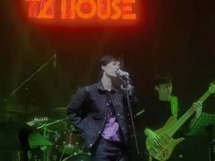 -TZ House音乐现场(来福士中心店)