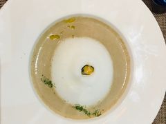 -YUE·6·西式融合餐厅(外滩六号店)