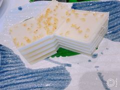 -景月阁空中食府(希尔顿酒店)