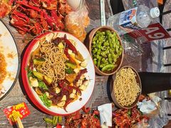 -老街烧烤大排档·地道湖北菜·龙虾馆(汉口火车站店)