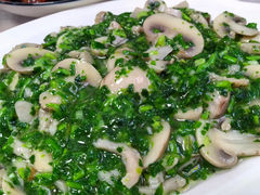 -胡子饮食店