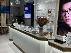 -无界眼镜MaxLess(南翔印象城店)