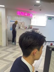 -米娜护肤造型