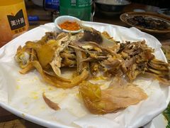 -头上红煨盐鸡·非遗院子餐厅